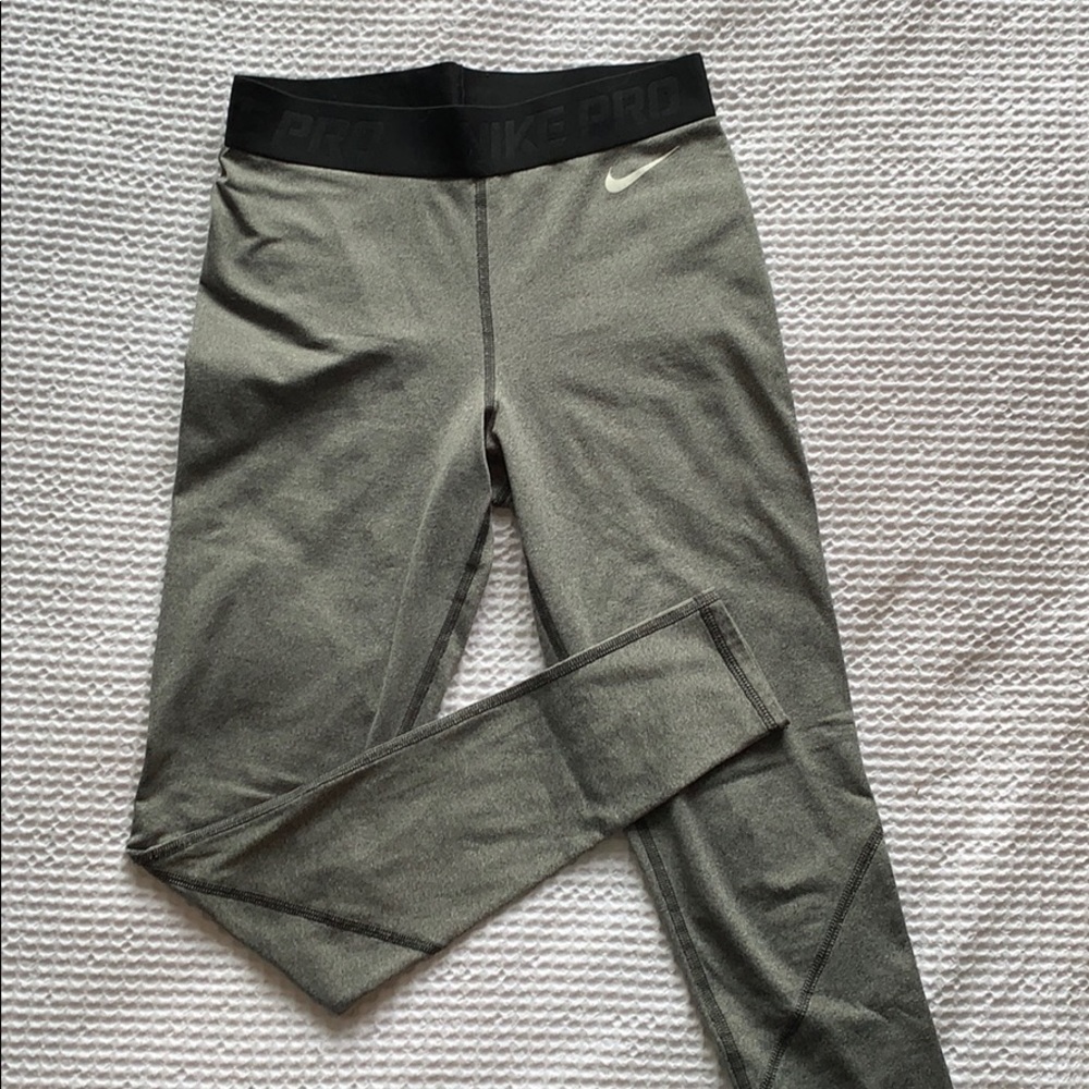 Gray Nike Leggings
